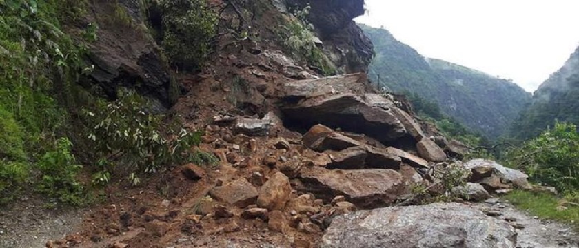 Landslide sweeps away a house, 29 houses at risk