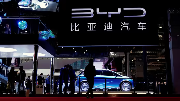 टेस्लालाई उछिन्दै चीनको बीवाईडी बन्यो विश्वमा सबैभन्दा धेरै विद्युतीय कार बिक्री गर्ने कम्पनी