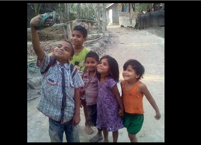सोसल मिडियामा यो तस्बिर भइरहेको छ भाइरल, बलिउड सेलिब्रिटीले खुबै गरे सेयर