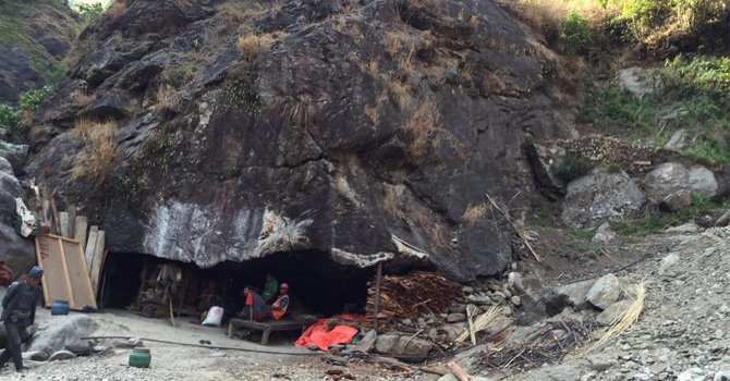 Driven to poverty due to lockdown, a family makes cave its home