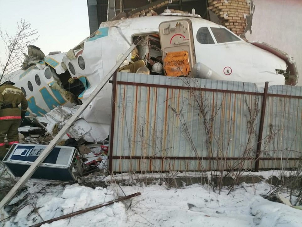 कजाकिस्तानमा ९८ यात्रु बोकेको विमान दुर्घटना, मृतकको संख्या १४ पुग्यो