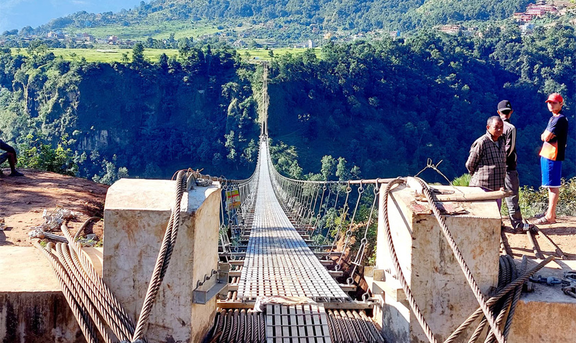 म्याग्दी–बागलुङ जोड्ने झोलुङ्गे पुल निर्माणकार्य अन्तिम चरणमा