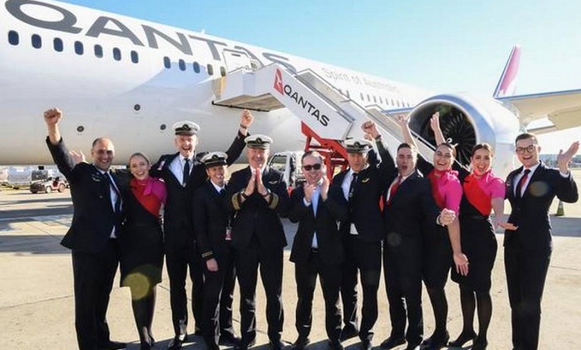 Longest non-stop passenger flight arrives in Sydney