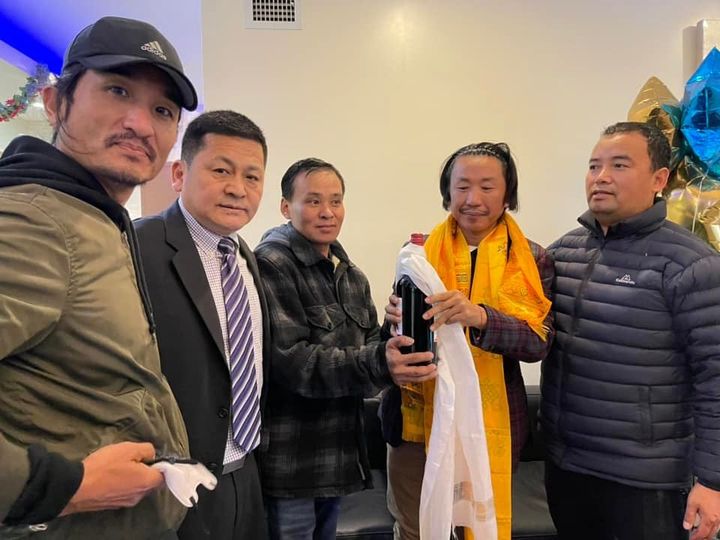 गायक राजेश पायल राईमाथि दुर्व्यवहार गर्नेले मागे माफी, भिडियोमा सँगसँगै देखिए