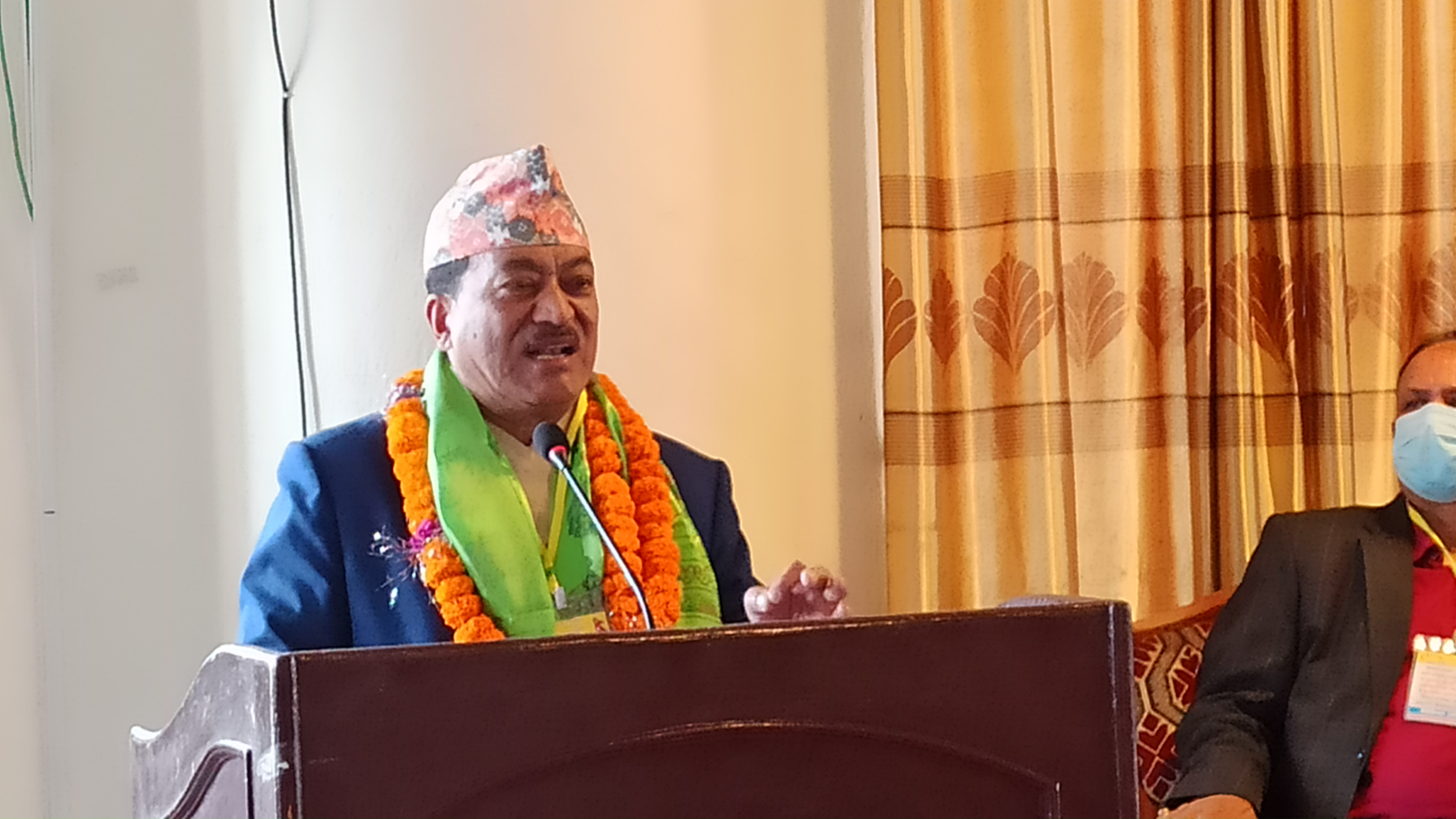 नारायण गोपाल बिना नेपाली गीत संगीत अधूरोः राज्यमन्त्री मानन्धर