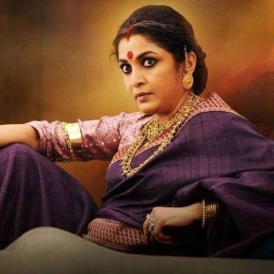 प्रहरी हिरासतमा बाहुबलीकी अभिनेत्री राम्या कृष्णन, के गरिन् त्यस्तो ?