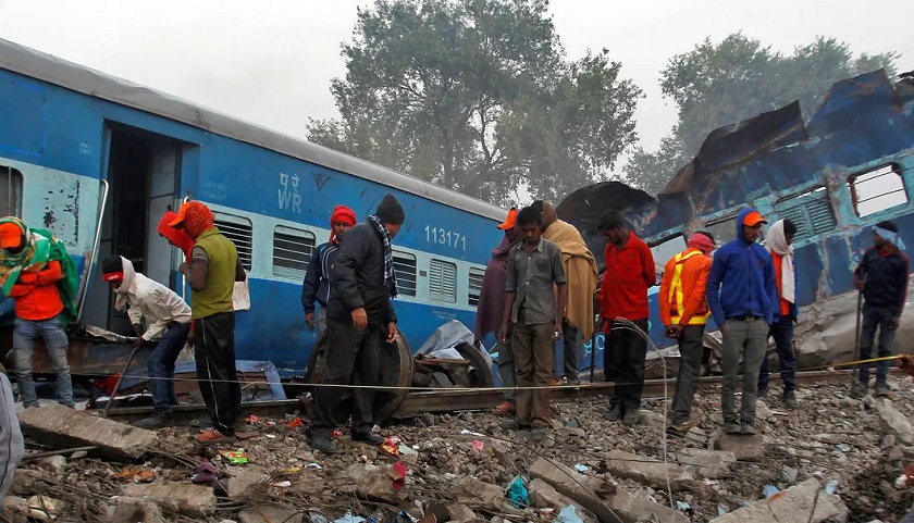 पाकिस्तानमा रेल दुर्घटना  : उन्नाइस जनाको मृत्यु, एक हजार २५६ घाइते