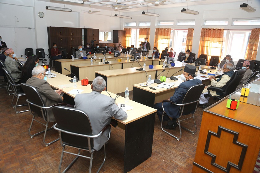 संसदीय सुनुवाई समितिको बैठकमा युवराज खतिवडाको आलोचना