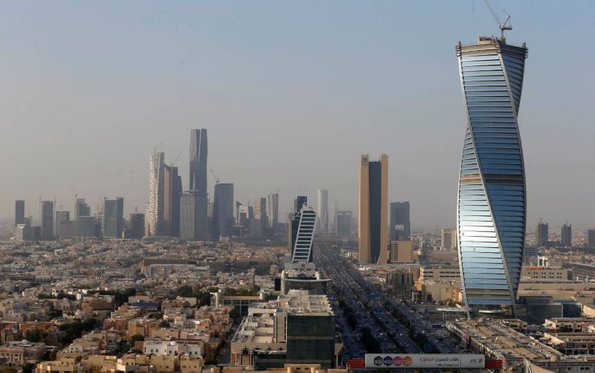 साउदीको अर्थतन्त्र ३.९ प्रतिशत बढ्यो