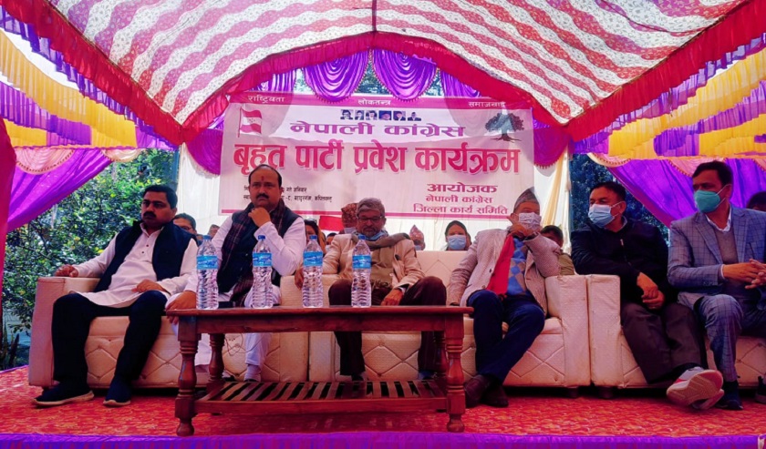 कपिलवस्तुको कृष्ण नगरपालिकाका नगर प्रमुख नेपाली काँग्रेसमा प्रवेश