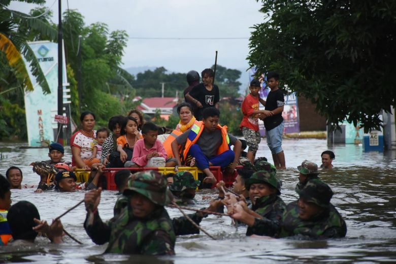 Indonesia flood, landslide death toll rises to 26