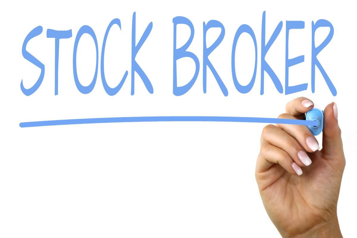 Development banks demand stockbroker license