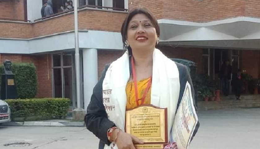 लुम्बिनी प्रदेश : राज्यमन्त्रीबाट राजीनामा दिएकी रायमाझीले प्रदेशसभामा पठाइन् समर्थन फिर्ताको पत्र