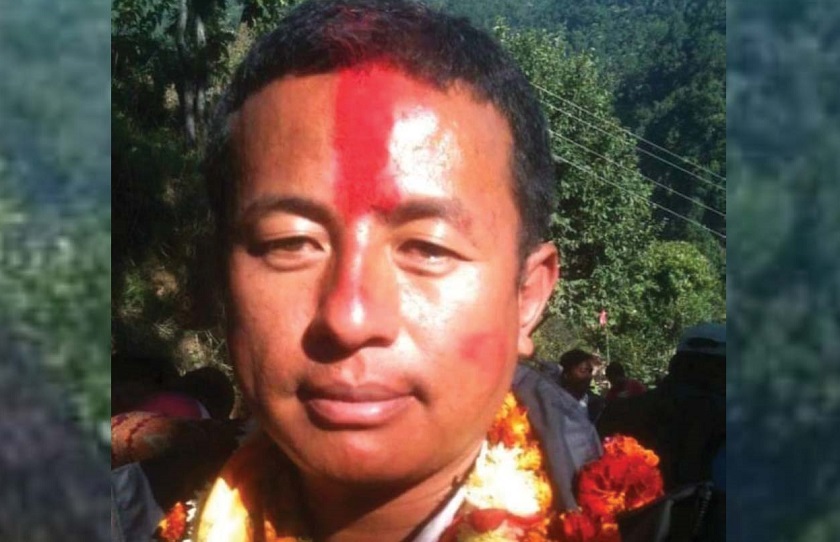   काँग्रेस लमजुङको सभापतिमा देउवा पक्षका टकराज गुरुङ निर्वाचित