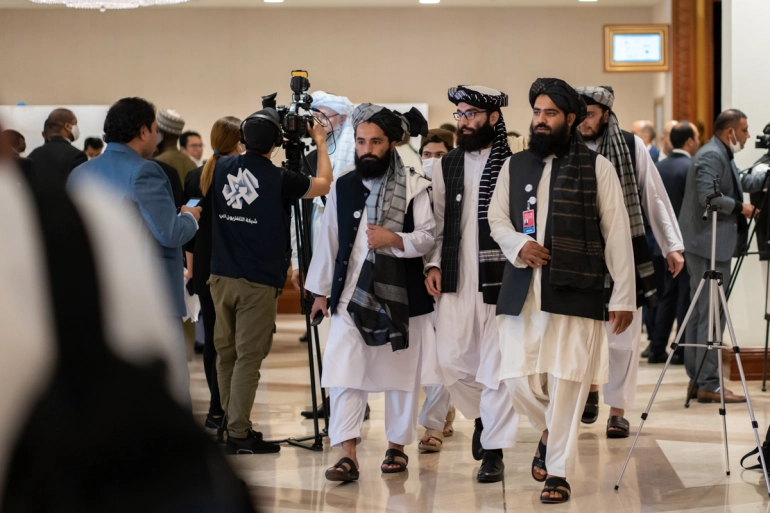 भिडन्त जारी रहेकै बेला दोहामा तालिवान र अफगान सरकारबीच छलफल