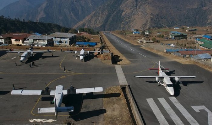 हवाई भाडा घट्यो, काठमाडौँ–धनगढीको भाडा ६१५ रुपैयाँले सस्तियो (सूचीसहित)