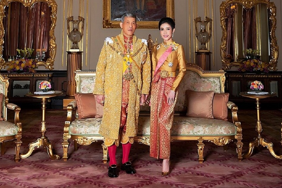 थाइल्याण्डका राजाकी प्रेमिकाको सयौं नग्न फोटो ‘लिक’