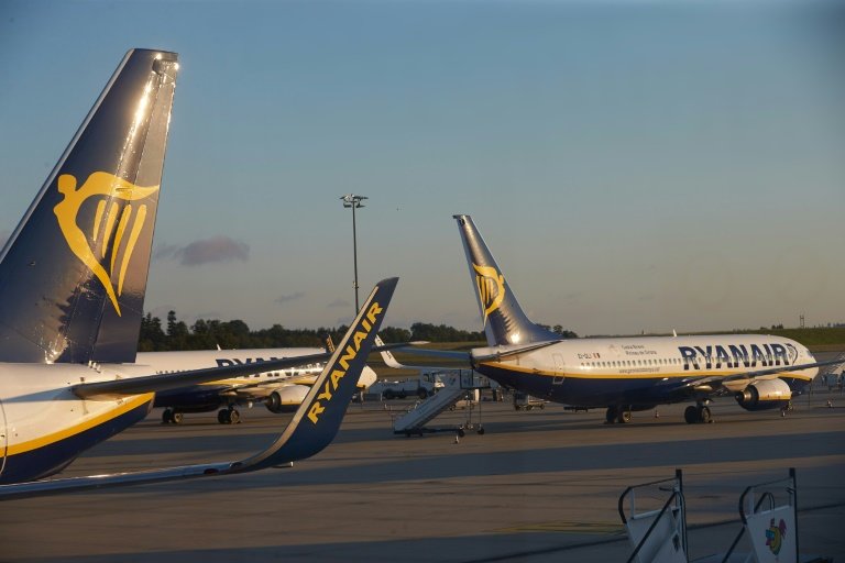 Strike-hit Ryanair announces deal with Irish union