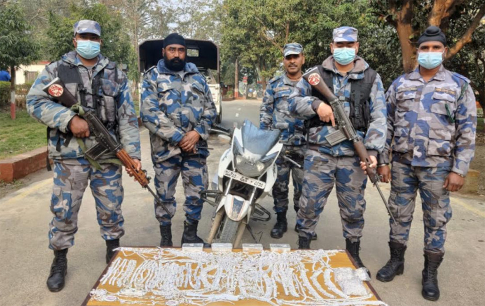 बाँकेमा आठ किलो चाँदीका गहना बरामद