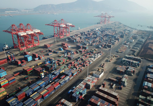 China's foreign trade up 28.5 pct in Jan.-April