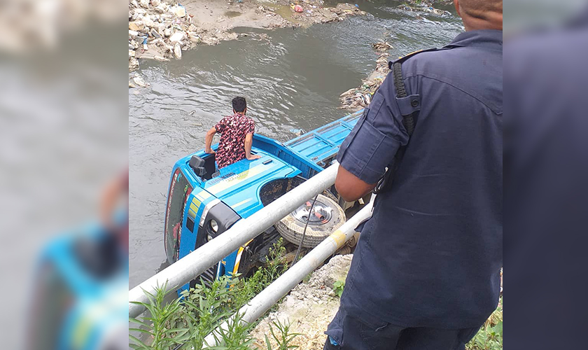 Mini-truck fell off a bridge in Kathmandu