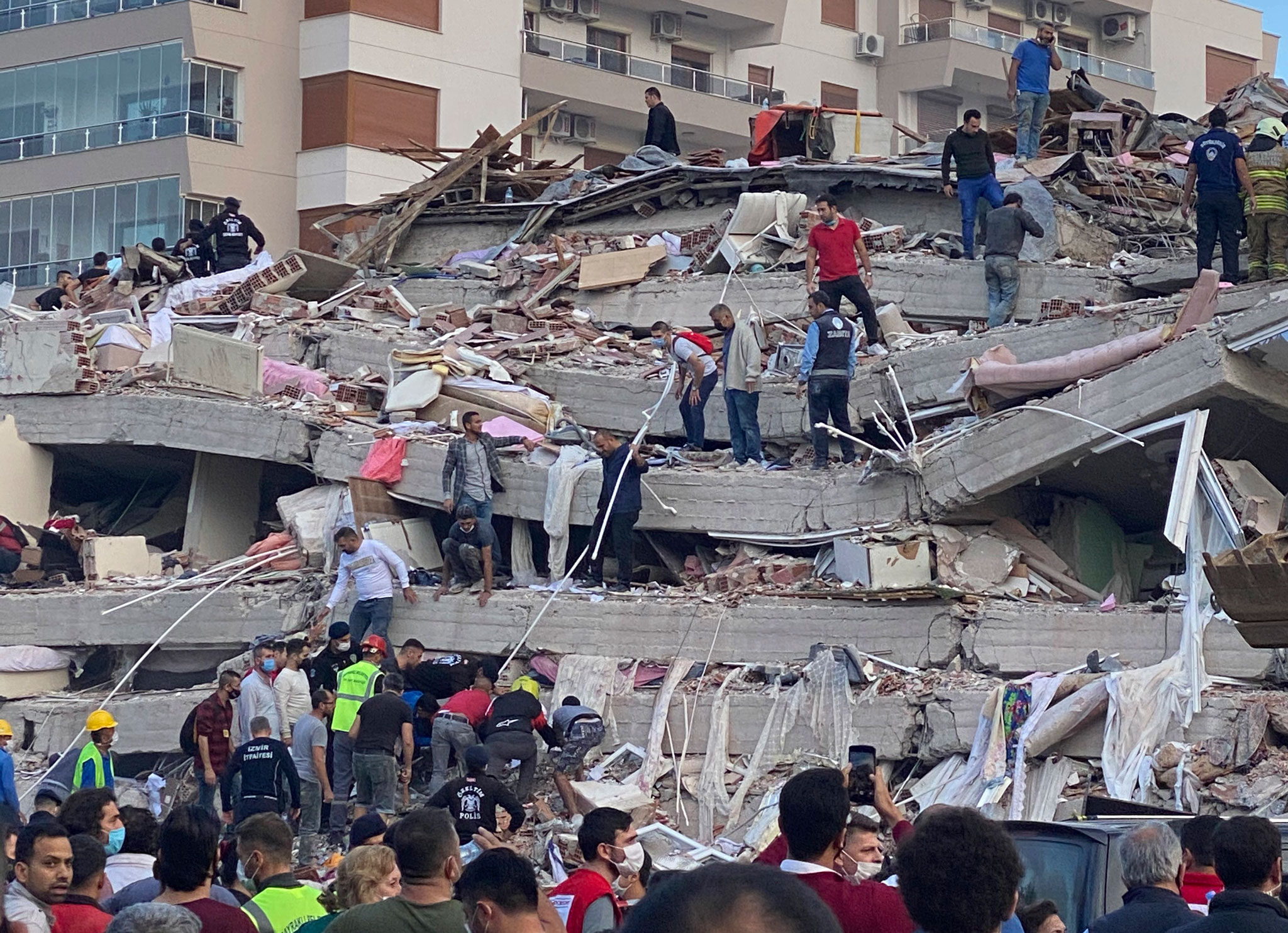टर्कीमा भूकम्प पीडितको खोजी अन्तिम चरणमा, मर्नेको संख्या ११६ पुग्यो