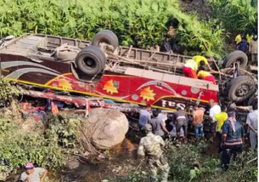 भारतको उडिसामा बस दुर्घटना, ७ जनाको मृत्यु