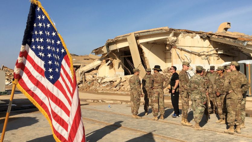 इराकका तीन सैन्य बेसबाट हट्दै अमेरिकी सेना