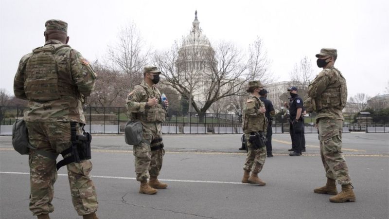 अमेरिकी संसद भवनमा हमलाः एक प्रहरी अधिकारीको निधन