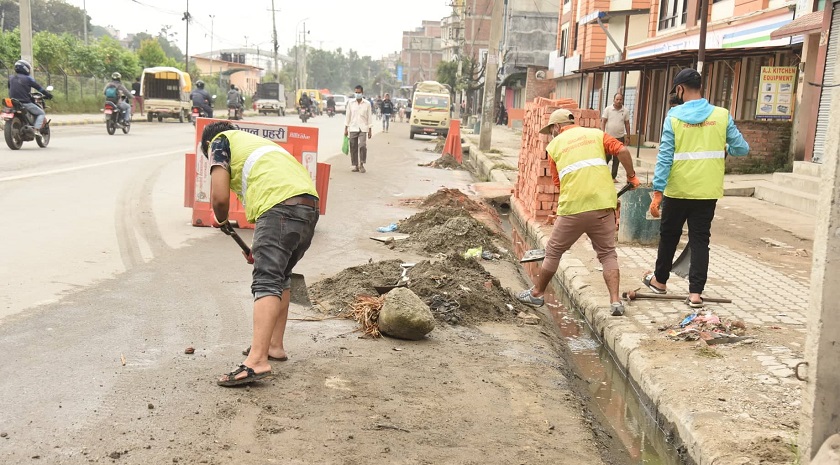 काठमाडौं महानगरद्वारा सहरी सरसफाइका लागि थप १५० जना जनशक्ति परिचालन
