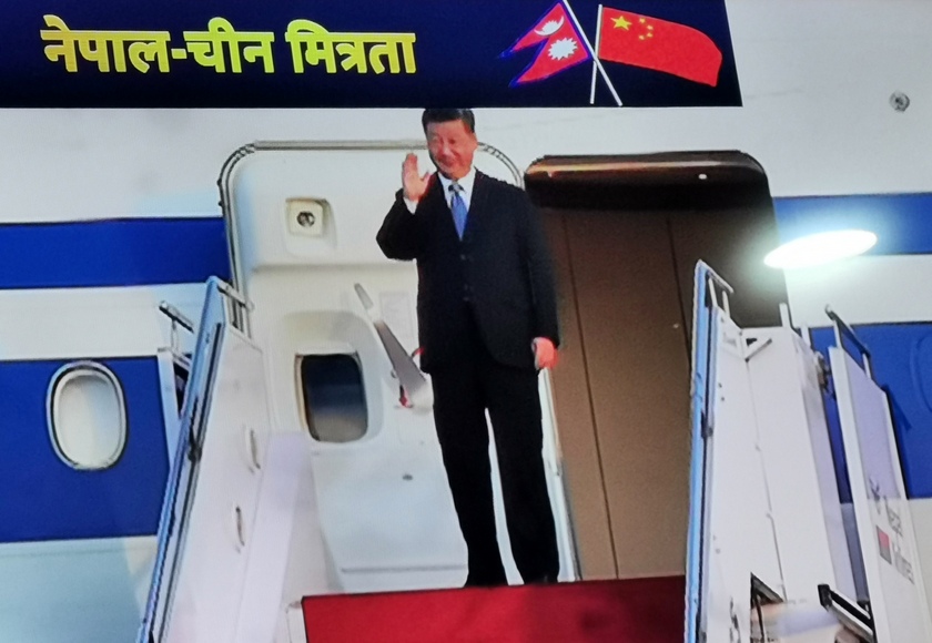 चिनियाँ राष्ट्रपति सी नेपाल आइपुगे, राष्ट्रपतिले गरिन् स्वागत