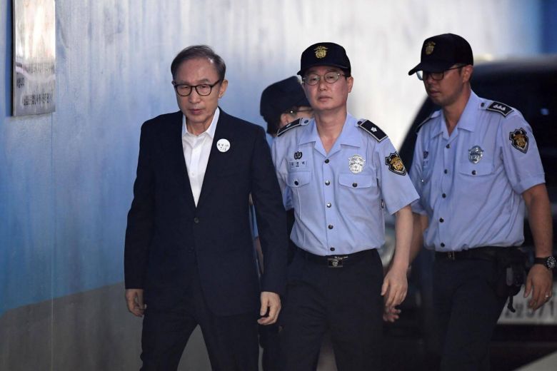 S.Korea court grants bail for ex-president Lee