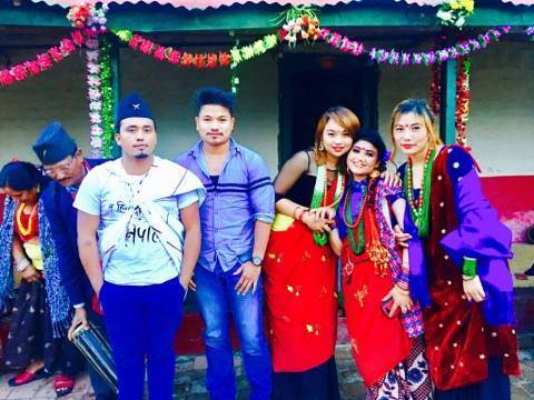 लाहुरेलाई प्यासीको नयाँ कोशेली : शिरमा रिबन, के छ र जीवन
