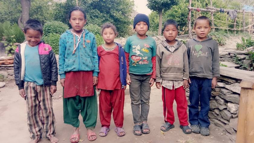 अनाथ बालबालिकाको गुहार : पढ्ने व्यवस्था गरिदेउ