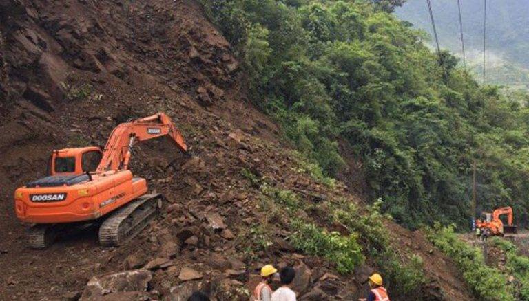 Transportation resumes along Narayangadh – Muglin road