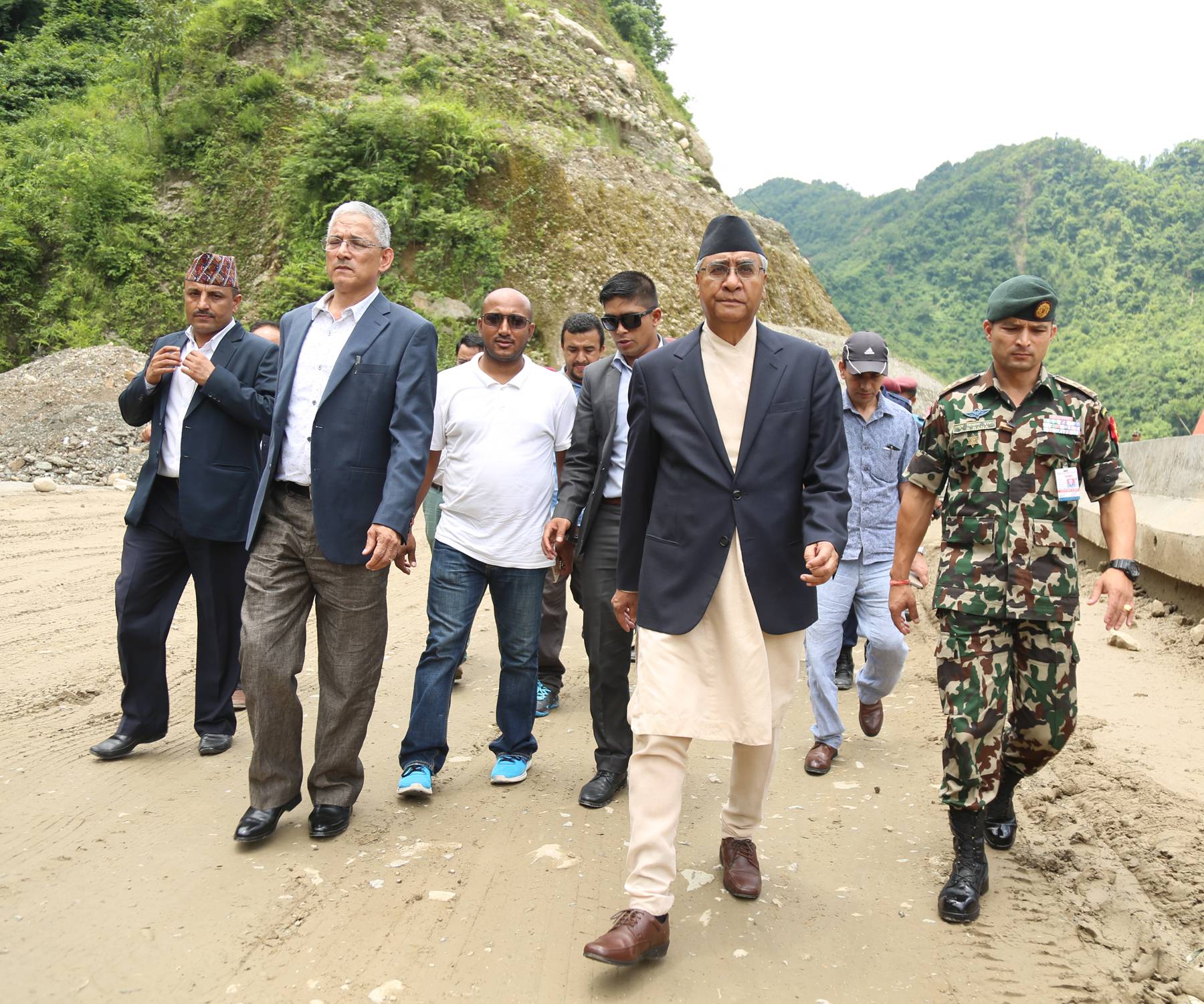 PM demands acceleration of Naryangadh-Muglin road project (Photo Feature)