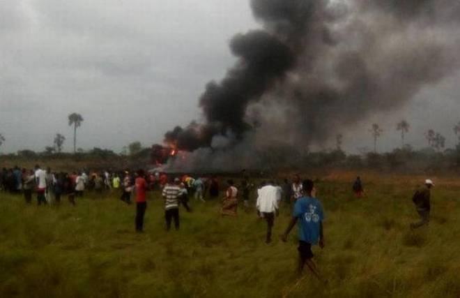 Congo army cargo plane crashes near Kinshasa, no surviors