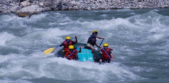 Tourists' attraction to rafting on rise