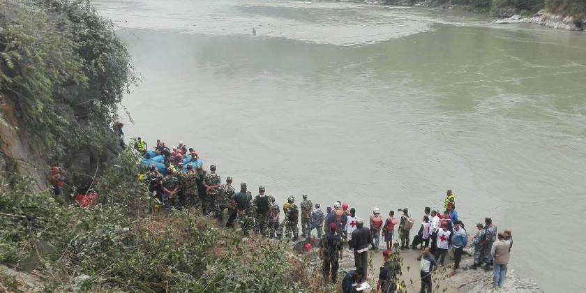 All local levels in Saptari to remain closed Sunday in mourning of Trishuli bus plunge